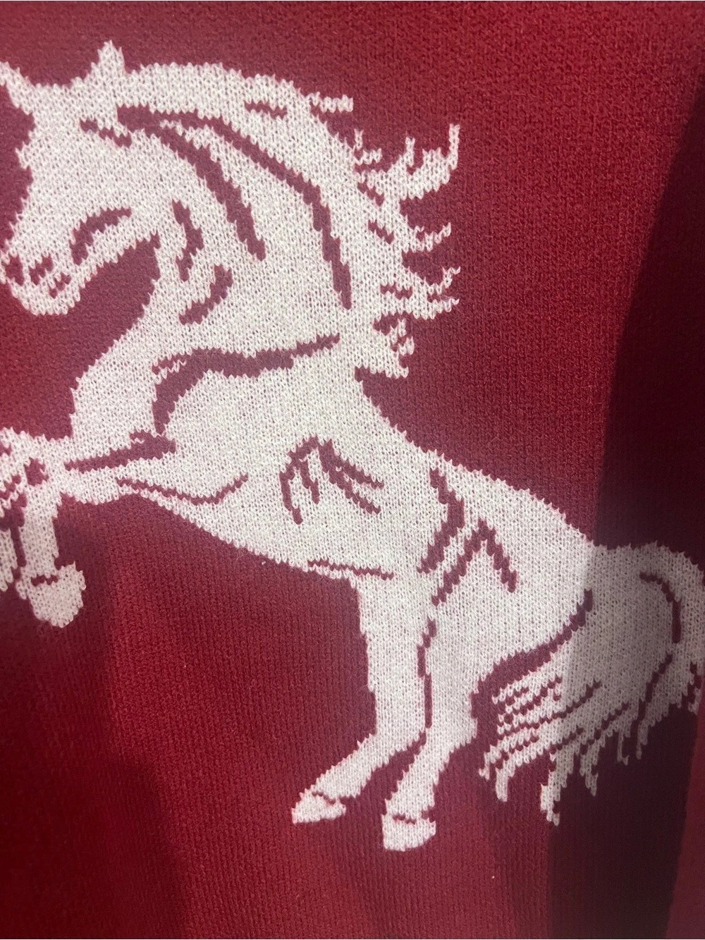 Grace Emma Horse Graphic Sweater Unicorn Crewneck Sweater in Red & White Size - Picture 3 of 4